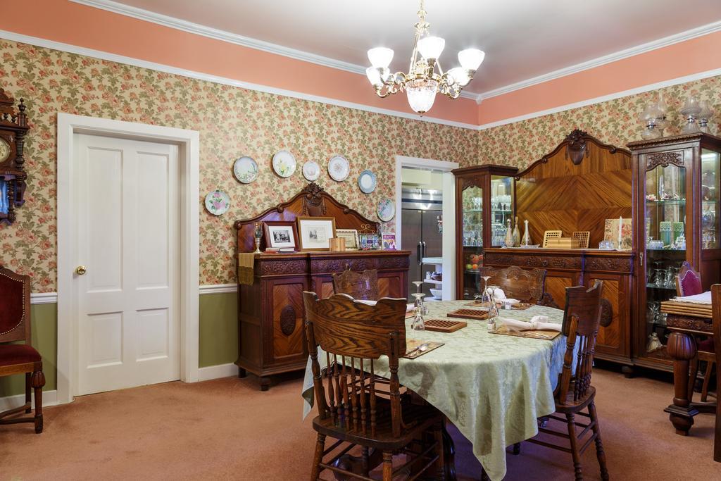 Roseberry House Bed And Breakfast Susanville Εξωτερικό φωτογραφία